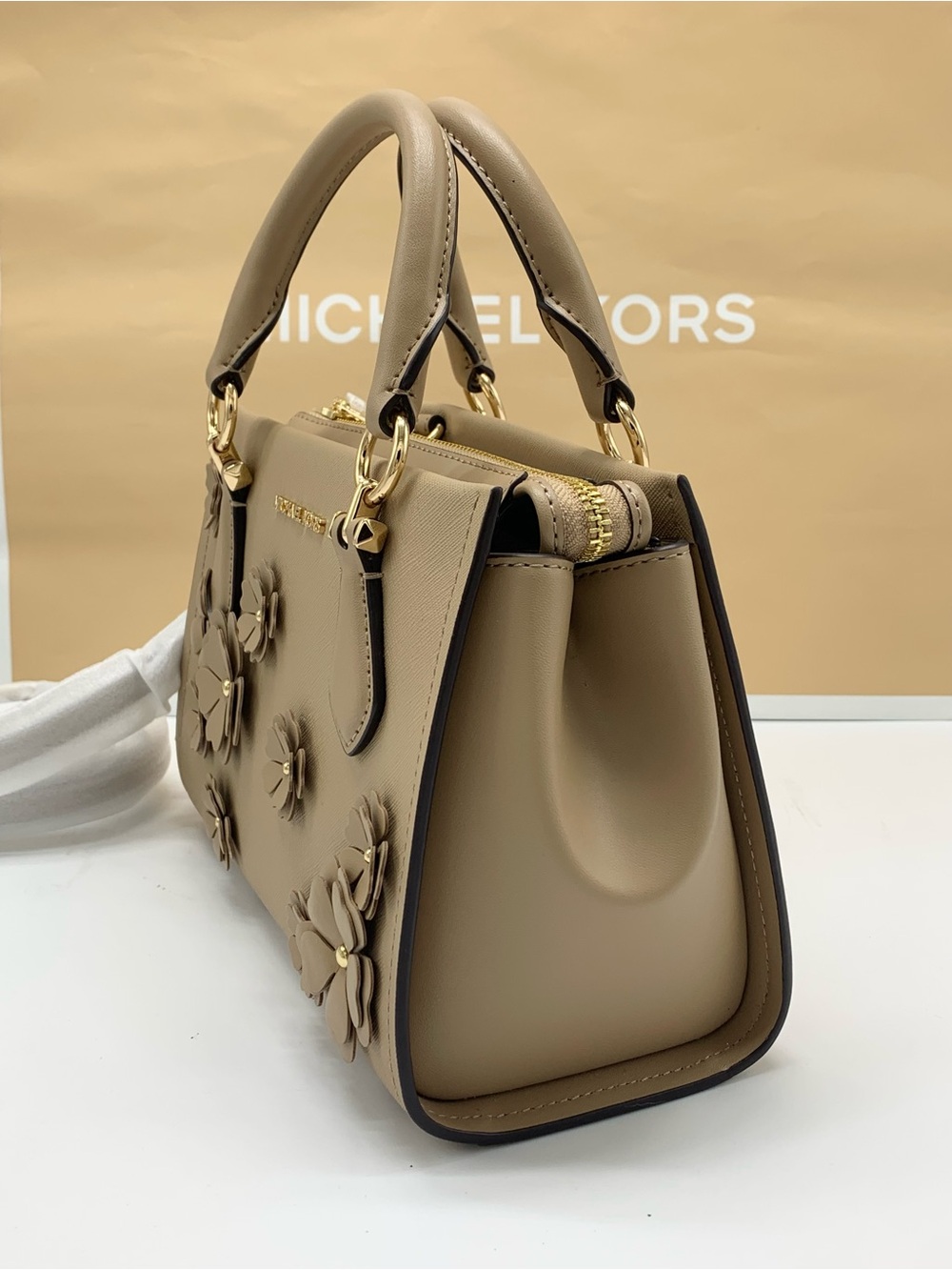 NWT Michael Kors Marilyn  Camel Floral Applique Satchel - Picture 6 of 15